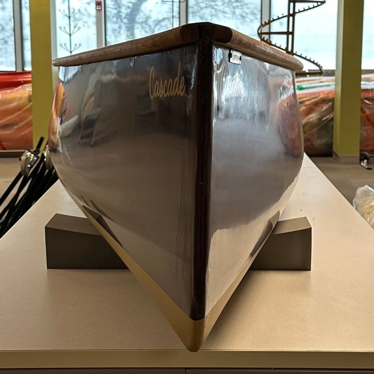 Upper Cascade 12' Canoe Display Model 28LBS Brown Carbon/Kevlar - Image 3