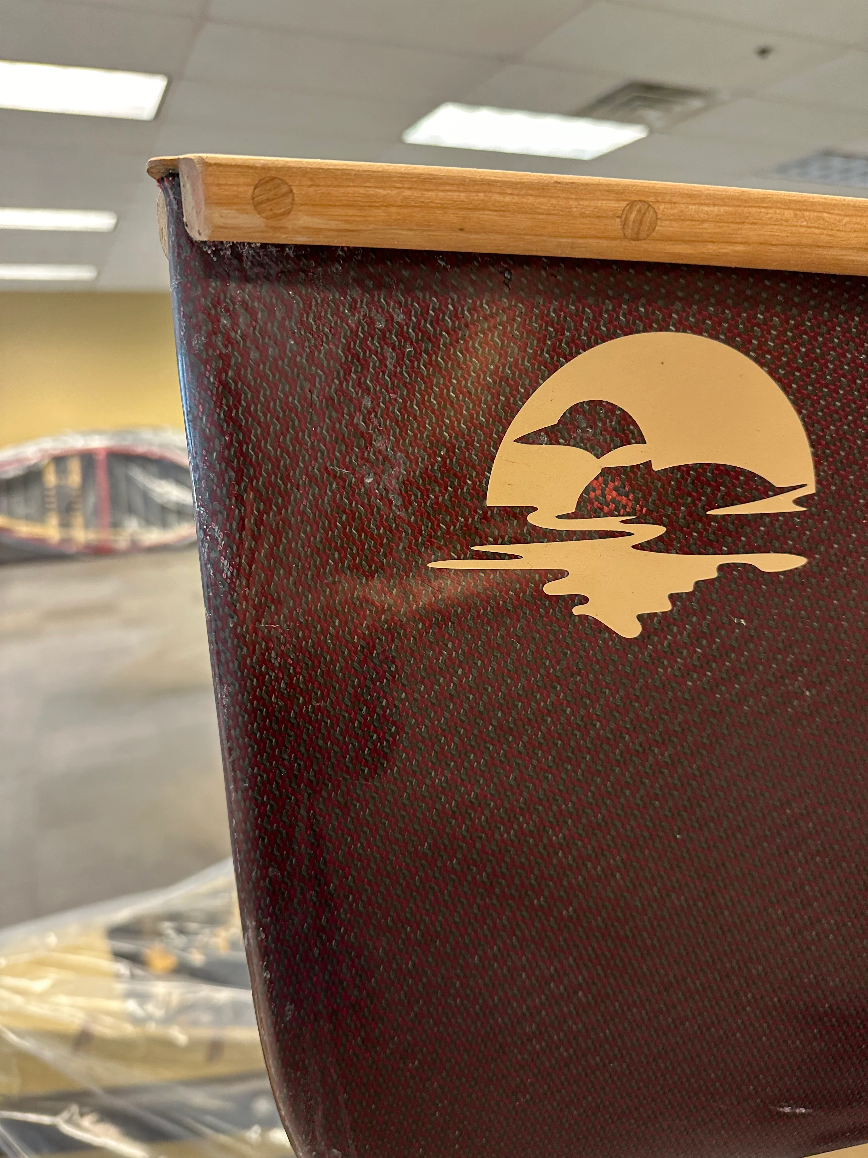 Upper Cascade 12' Canoe Display Model 28LBS Brown Carbon/Kevlar - Image 5